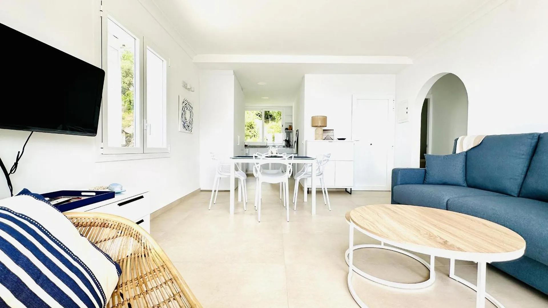 Nuevo 3254 Montemar, 24,Maravillosa Vista Al Mar, Situacion Ideal Para Practicar Senderismo, A 150M. De La Playa. - Es-258-35 Ρόζες 0*,  Ισπανία